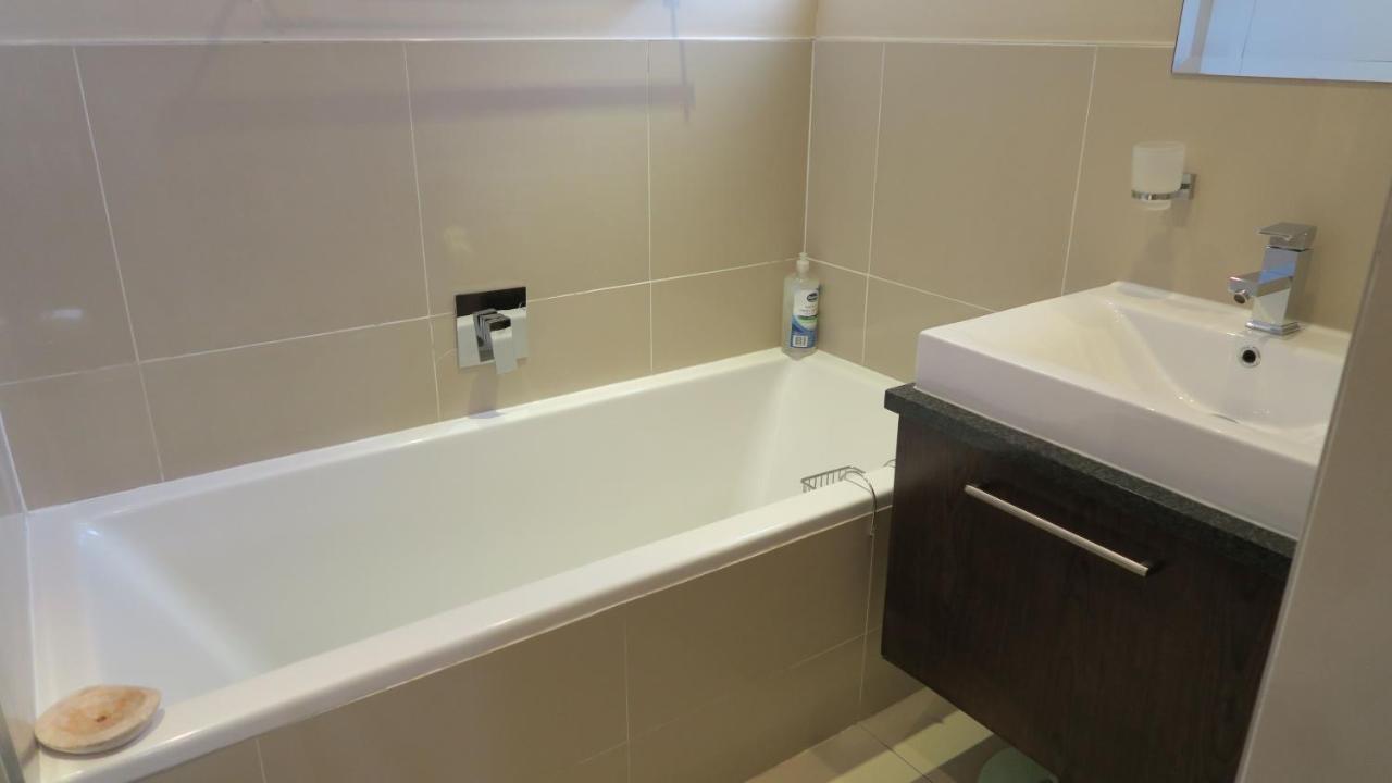 Eden On The Bay Luxury Apartments 183, 262, Blouberg, Cape Town بلوبيرجستراند المظهر الخارجي الصورة
