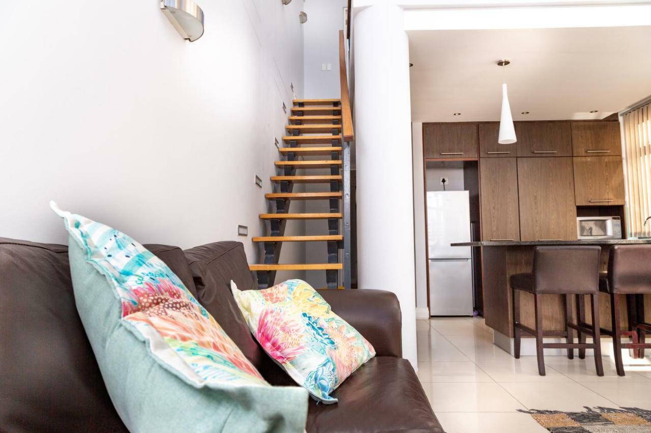 Eden On The Bay Luxury Apartments 183, 262, Blouberg, Cape Town بلوبيرجستراند المظهر الخارجي الصورة